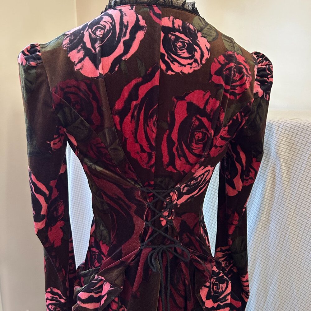 Vintage Y2K Betsey Johnson Velvet Floral Bustle Top - Picture 11 of 15